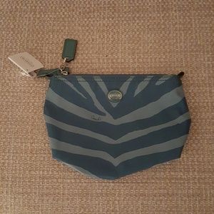 Coach make up or small purse accessorie